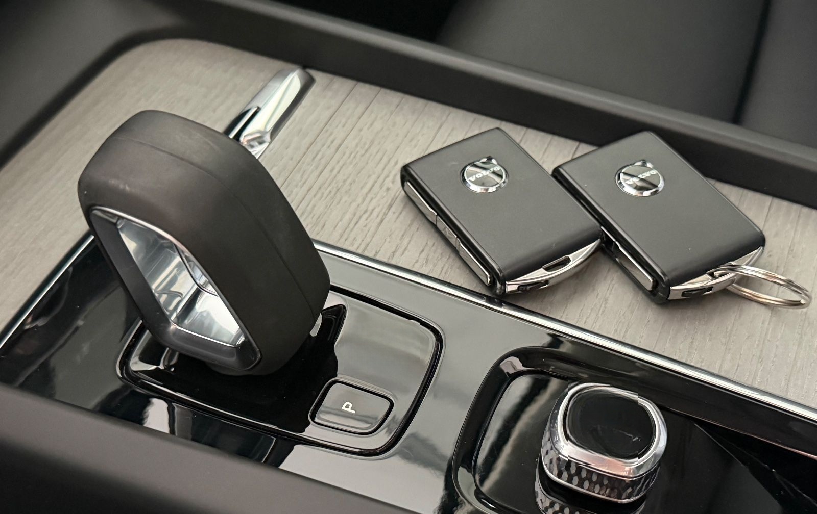 Volvo V60 CROSS COUNTRY B4 D AWD*LEDER*PANORAMA*KAMERA foto 14