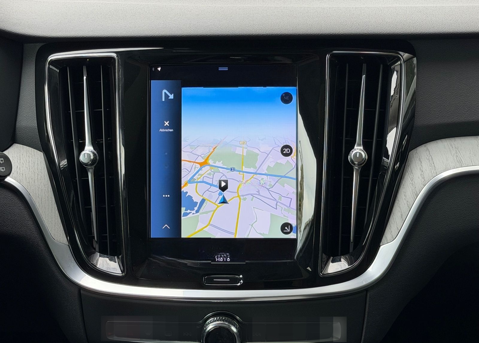 Volvo V60 CROSS COUNTRY B4 D AWD*LEDER*PANORAMA*KAMERA foto 16