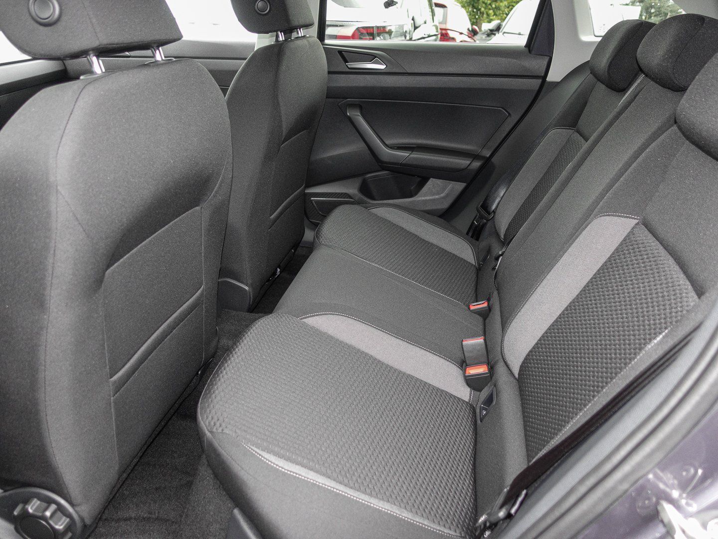 Volkswagen Taigo 1.0 TSI Life AHK FLA KAM LED LM PDC SHZ foto 16
