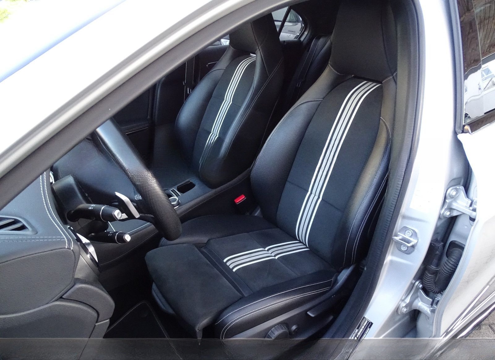 Mercedes-Benz A 180 AMG-PAKET PEAK EDITION"LED"NIGHT"NAV"LEDER foto 14