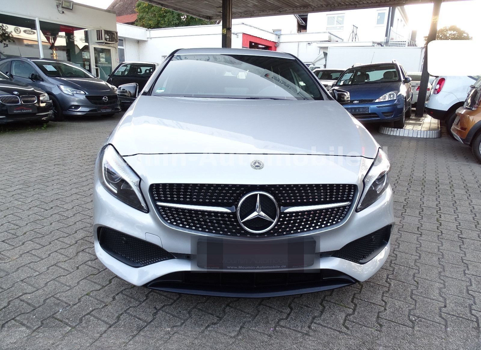 Mercedes-Benz A 180 AMG-PAKET PEAK EDITION"LED"NIGHT"NAV"LEDER foto 3