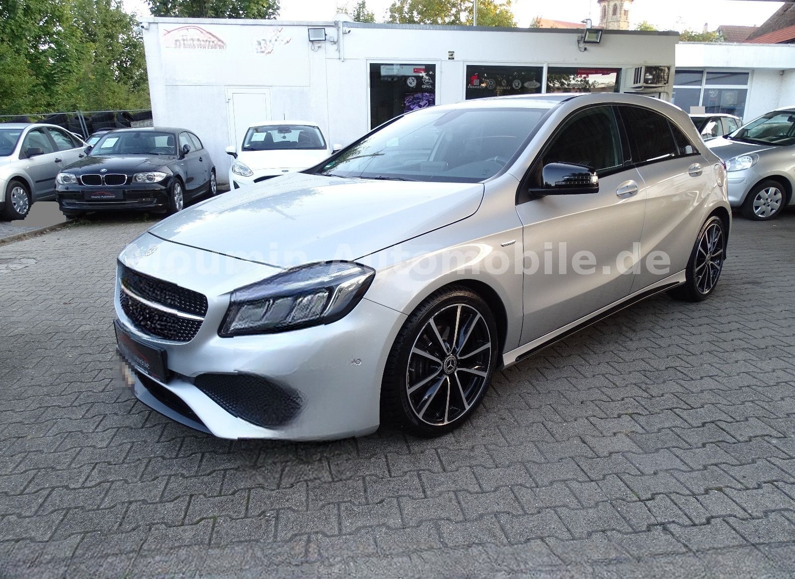 Mercedes-Benz A 180 AMG-PAKET PEAK EDITION"LED"NIGHT"NAV"LEDER foto 4