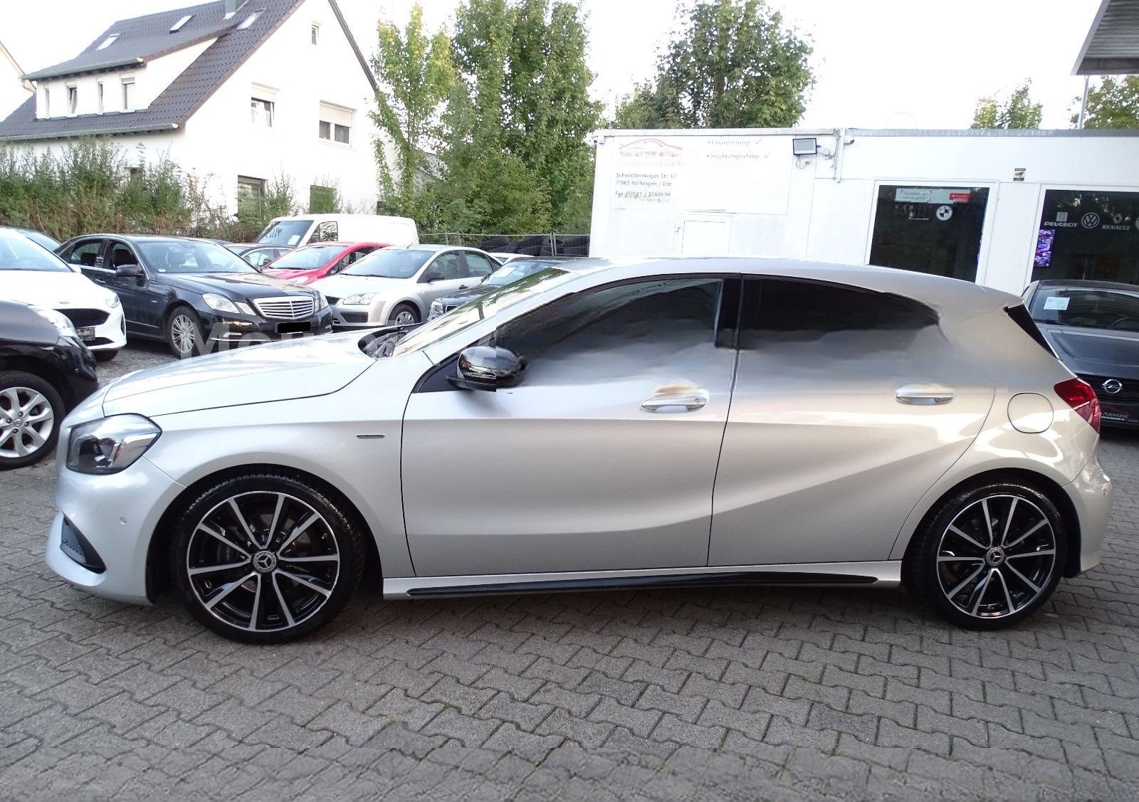 Mercedes-Benz A 180 AMG-PAKET PEAK EDITION"LED"NIGHT"NAV"LEDER foto 9