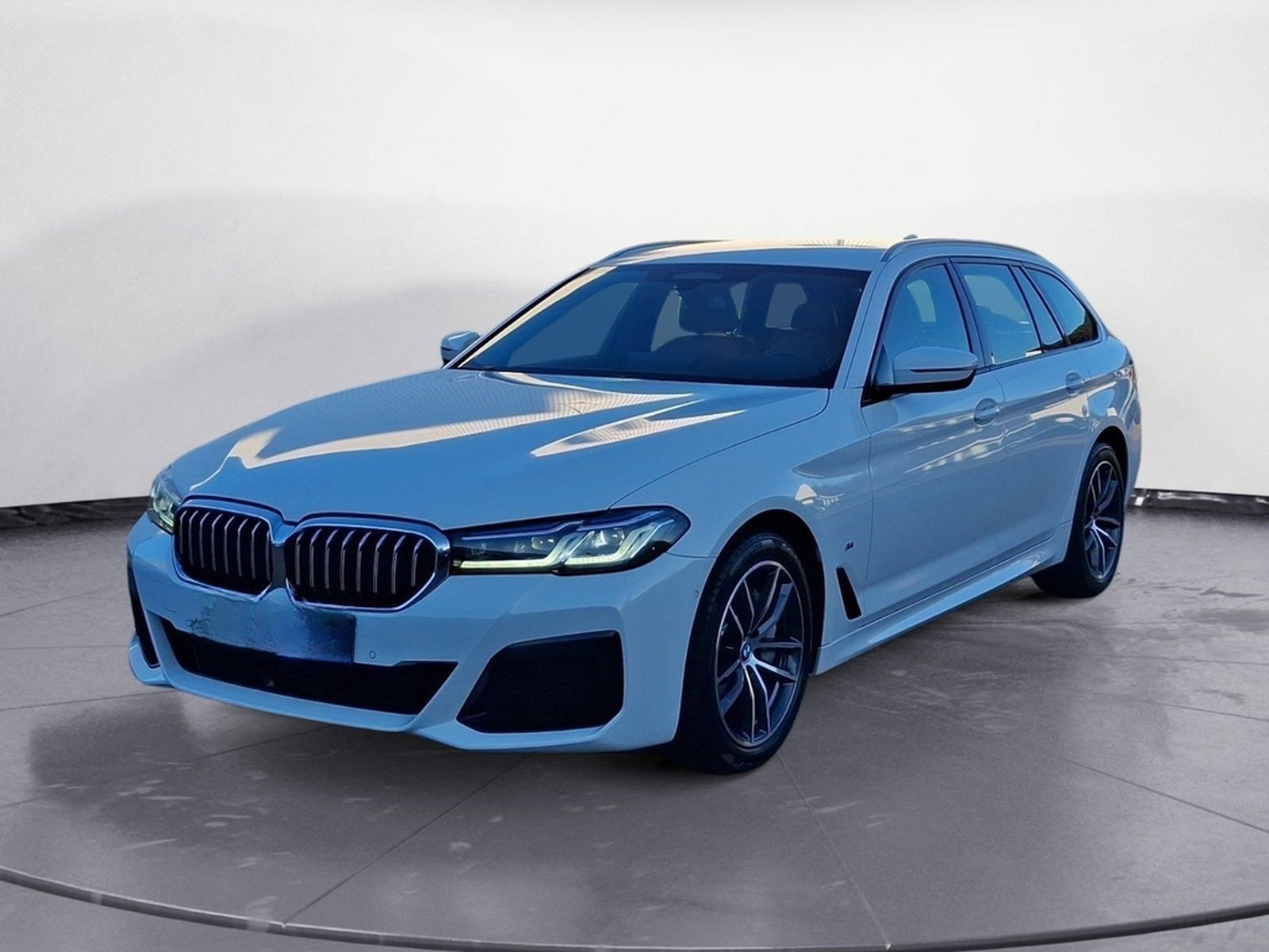 BMW 540i xDrive Touring M Sportpaket Innovationsp. L foto 2