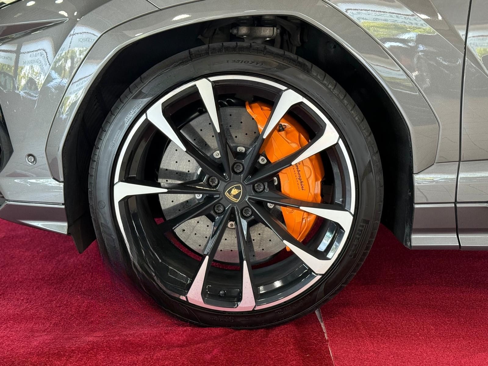 Lamborghini Urus B&O+PANO+HUD+ACC+LASER foto 8
