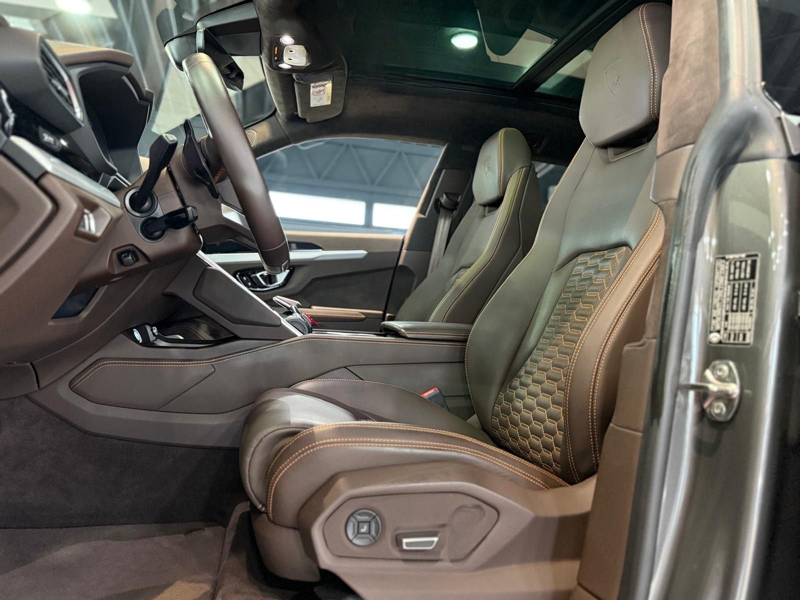 Lamborghini Urus B&O+PANO+HUD+ACC+LASER foto 9