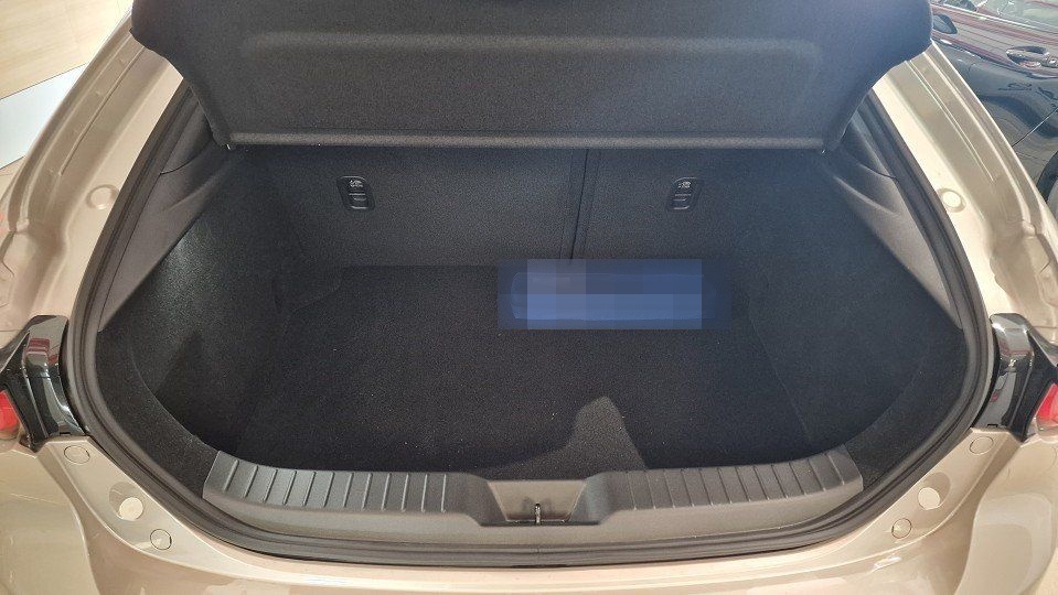 Mazda 3 2025 2.5L e-SKYACTIV-G140 6AT Centre-line DESI foto 11