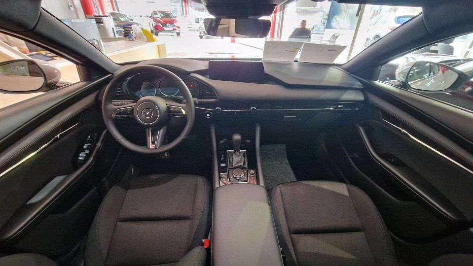 Mazda 3 2025 2.5L e-SKYACTIV-G140 6AT Centre-line DESI foto 8