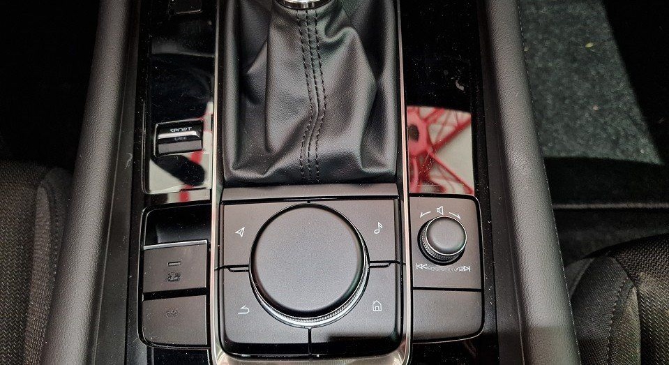 Mazda 3 2025 2.5L e-SKYACTIV-G140 6AT Centre-line DESI foto 10