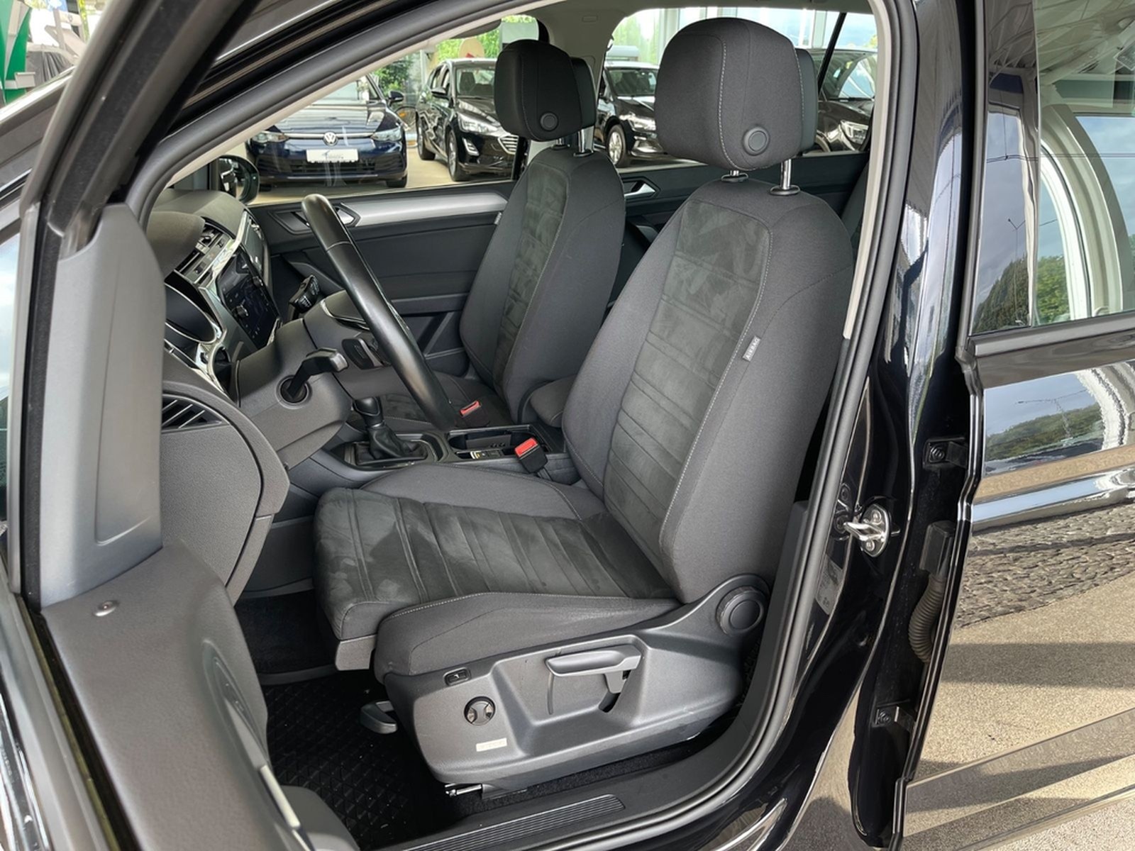 Volkswagen Touran*1.5 TSI*DSG*Comfortline*7-SITZE*AHK*LED* foto 16