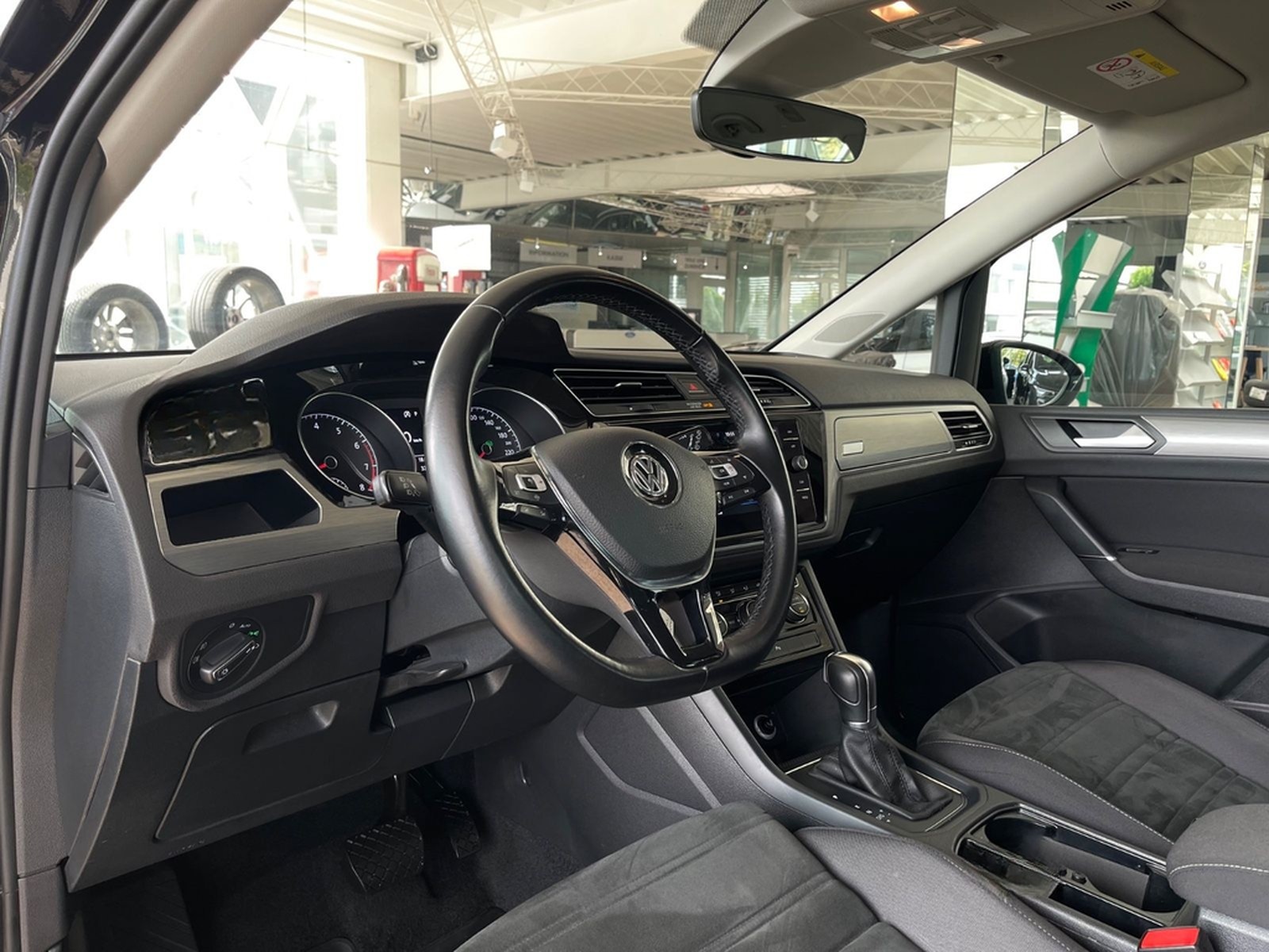 Volkswagen Touran*1.5 TSI*DSG*Comfortline*7-SITZE*AHK*LED* foto 28