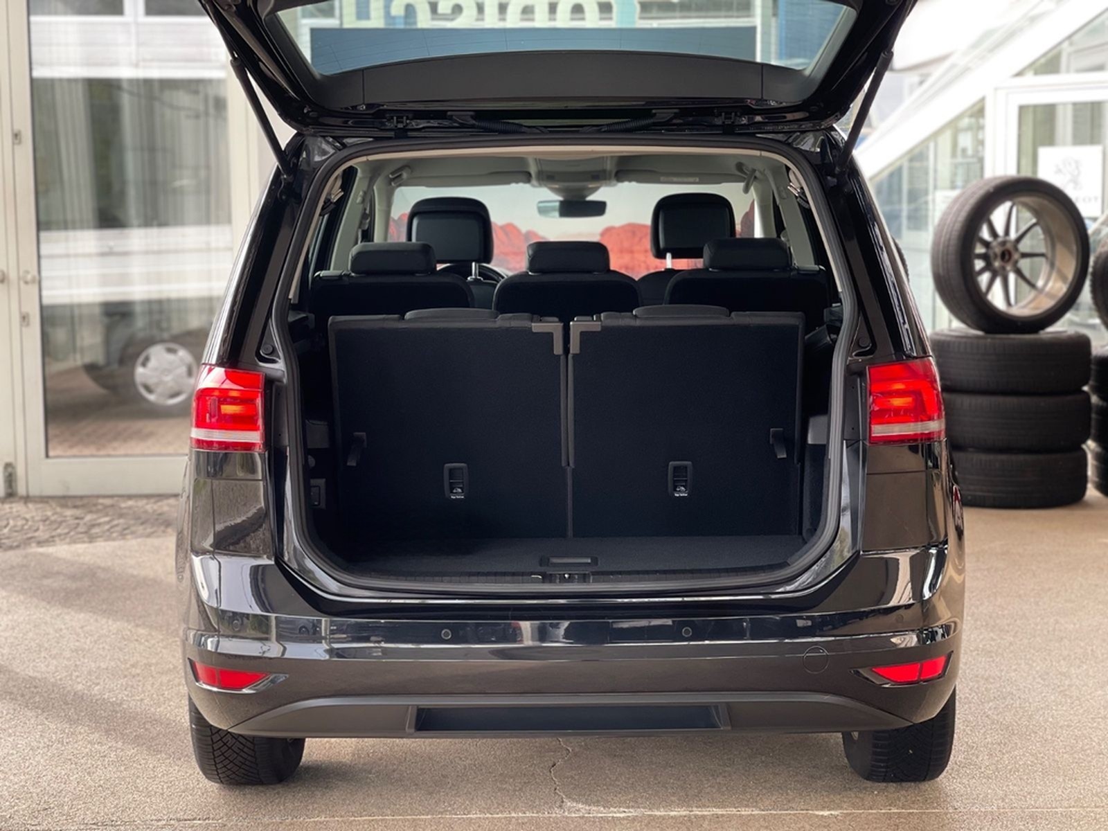 Volkswagen Touran*1.5 TSI*DSG*Comfortline*7-SITZE*AHK*LED* foto 10