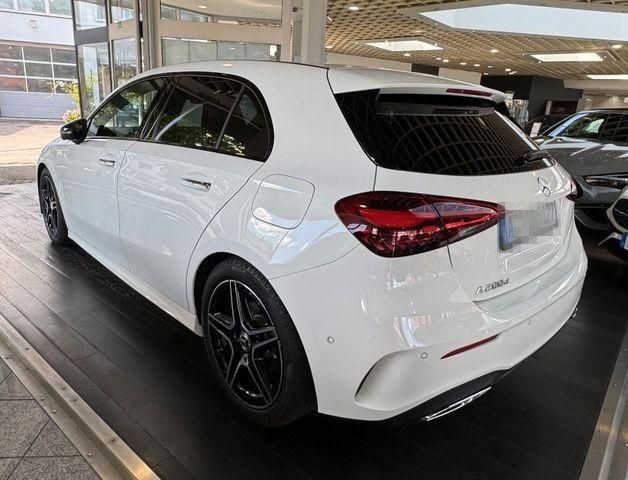 Mercedes-Benz A 200 d /AMG Line/Standheizung/Panorama/360/T... foto 4