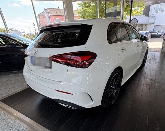 Mercedes-Benz A 200 d /AMG Line/Standheizung/Panorama/360/T... foto 6