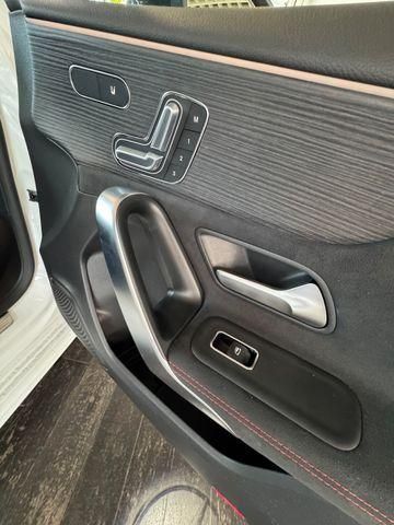 Mercedes-Benz A 200 d /AMG Line/Standheizung/Panorama/360/T... foto 9