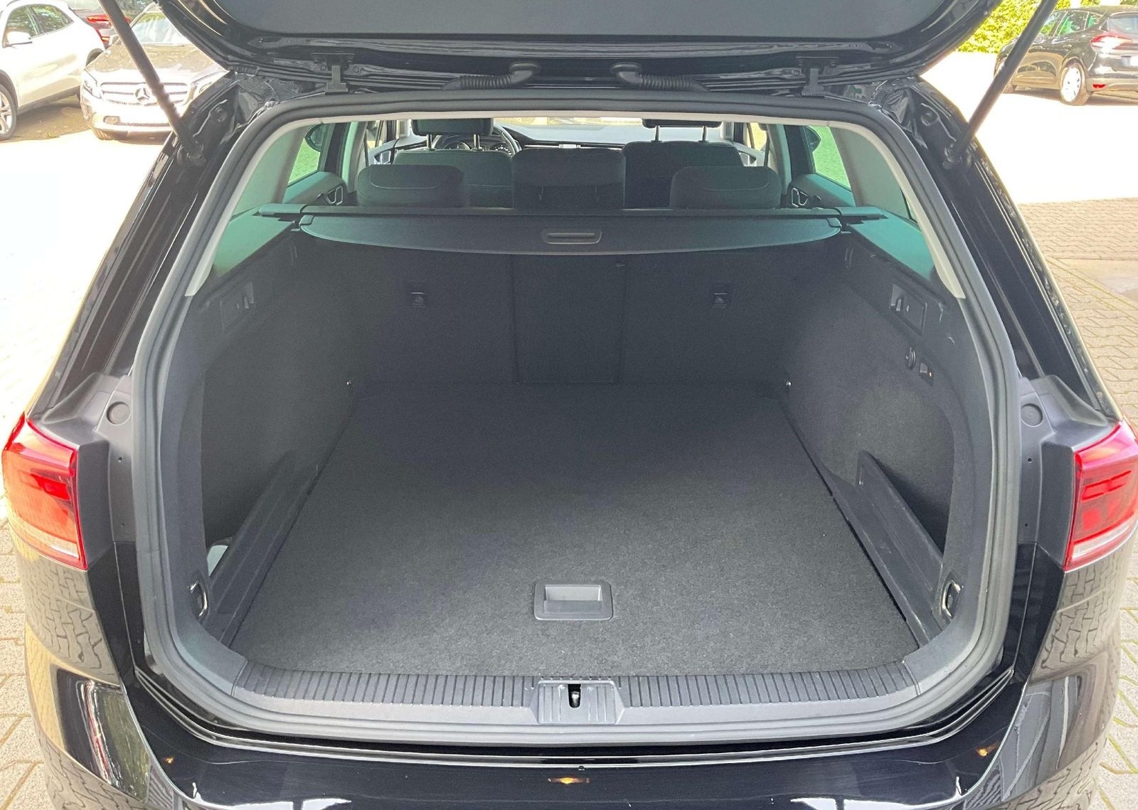 Volkswagen Passat Variant 2.0 TDI DSG Business foto 11