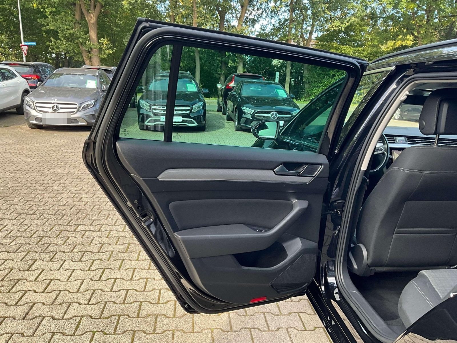 Volkswagen Passat Variant 2.0 TDI DSG Business foto 27