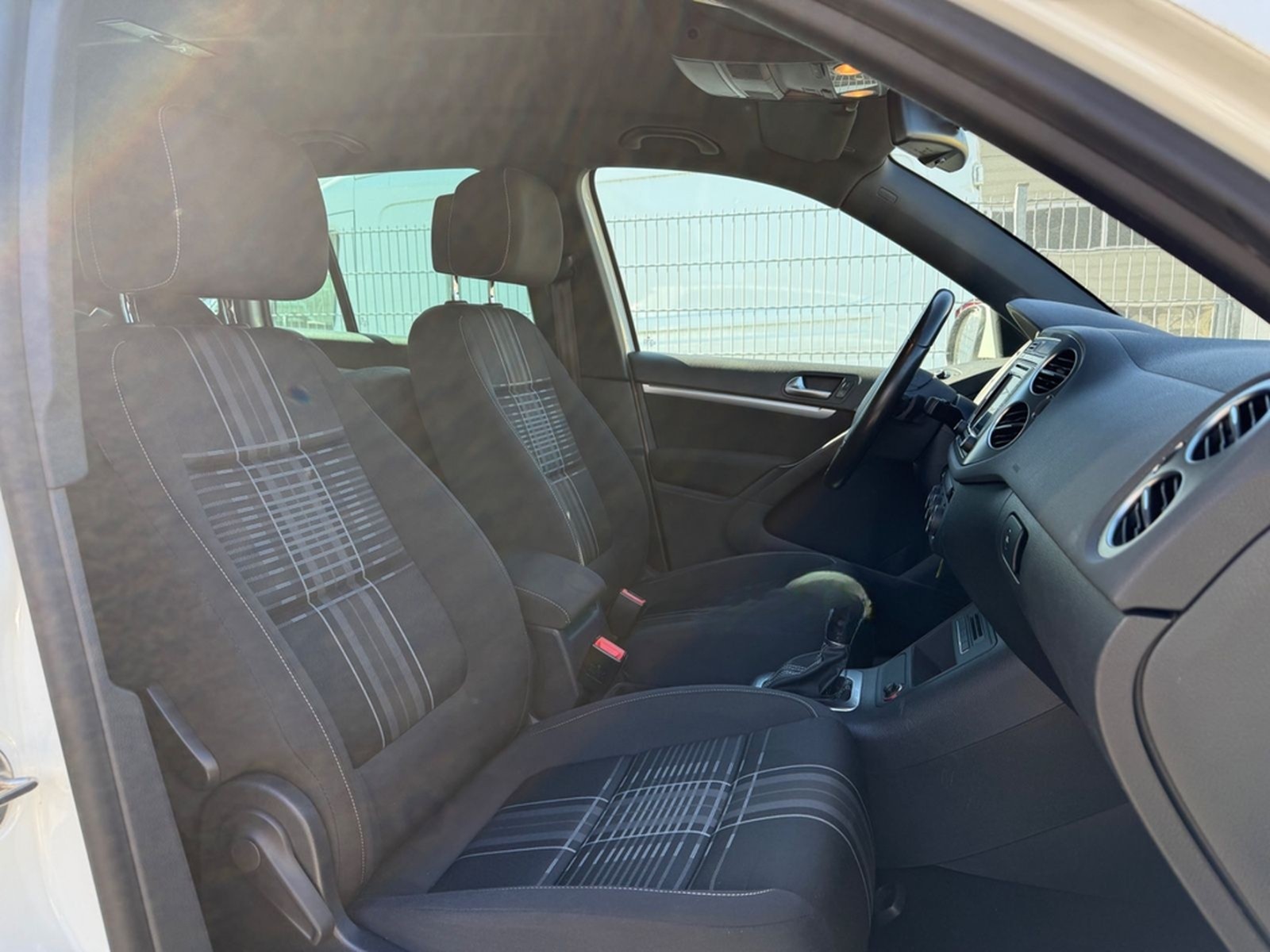 Volkswagen Tiguan Lounge 4Motion=Navi-Kamera-Automatik= foto 12
