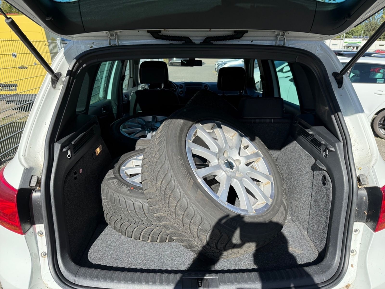 Volkswagen Tiguan Lounge 4Motion=Navi-Kamera-Automatik= foto 23