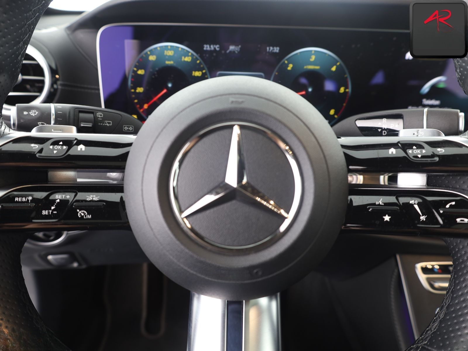 Mercedes-Benz E 400 d T 4M AMG HUD,360GRAD,DISTRO,MULTIBEAM foto 23