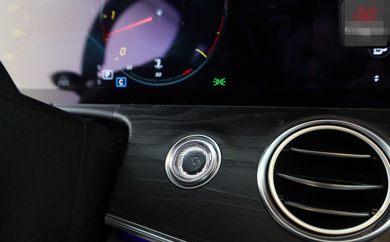 Mercedes-Benz E 400 d T 4M AMG HUD,360GRAD,DISTRO,MULTIBEAM foto 24