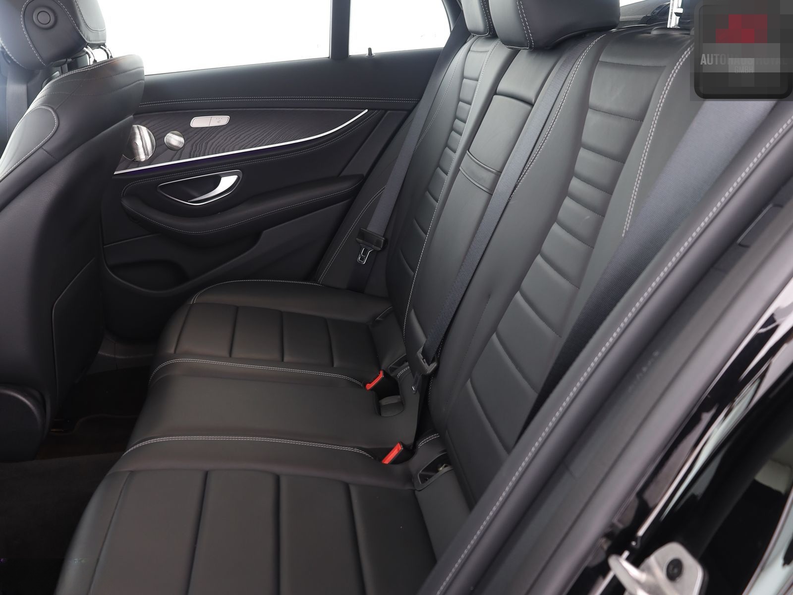 Mercedes-Benz E 400 d T 4M AMG HUD,360GRAD,DISTRO,MULTIBEAM foto 10