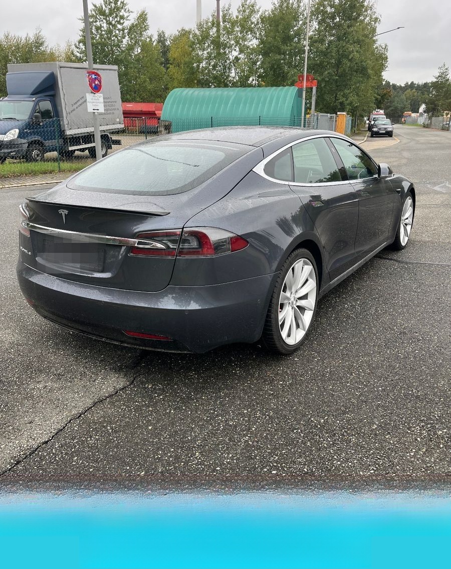 Tesla Model S Performance Ludicrous foto 3