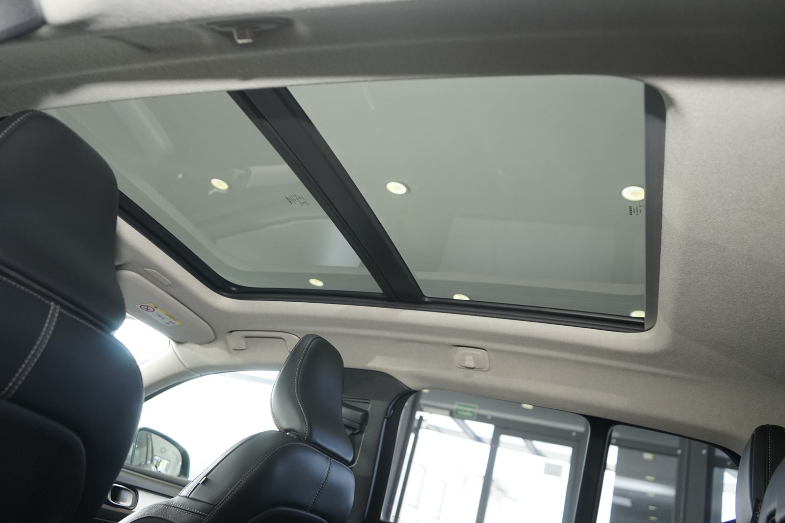 Volvo XC40 Momentum Pro 2WD+NAVI+PANO+TOT WINKEL+360°K foto 14