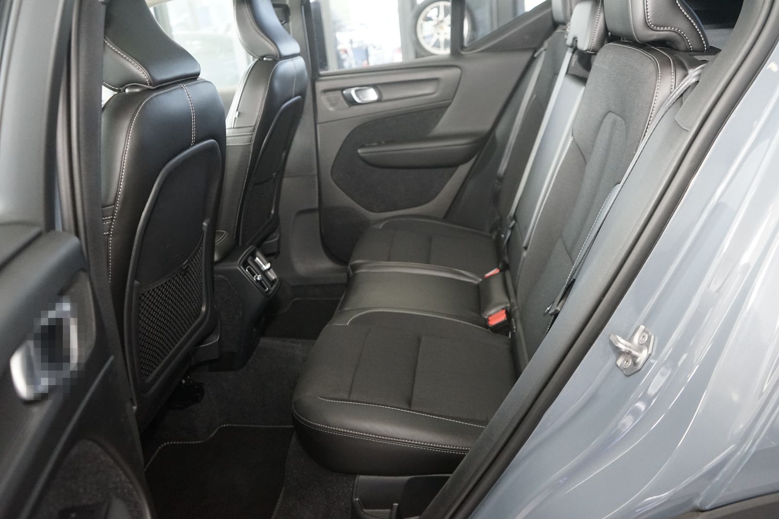 Volvo XC40 Momentum Pro 2WD+NAVI+PANO+TOT WINKEL+360°K foto 9