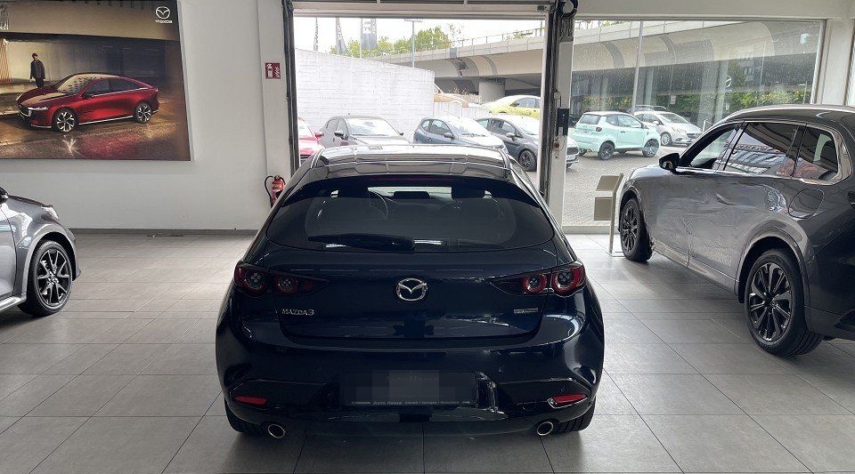 Mazda 3 2.0 122PS 6GS Selection HuD NAVI LED DAB+ foto 20