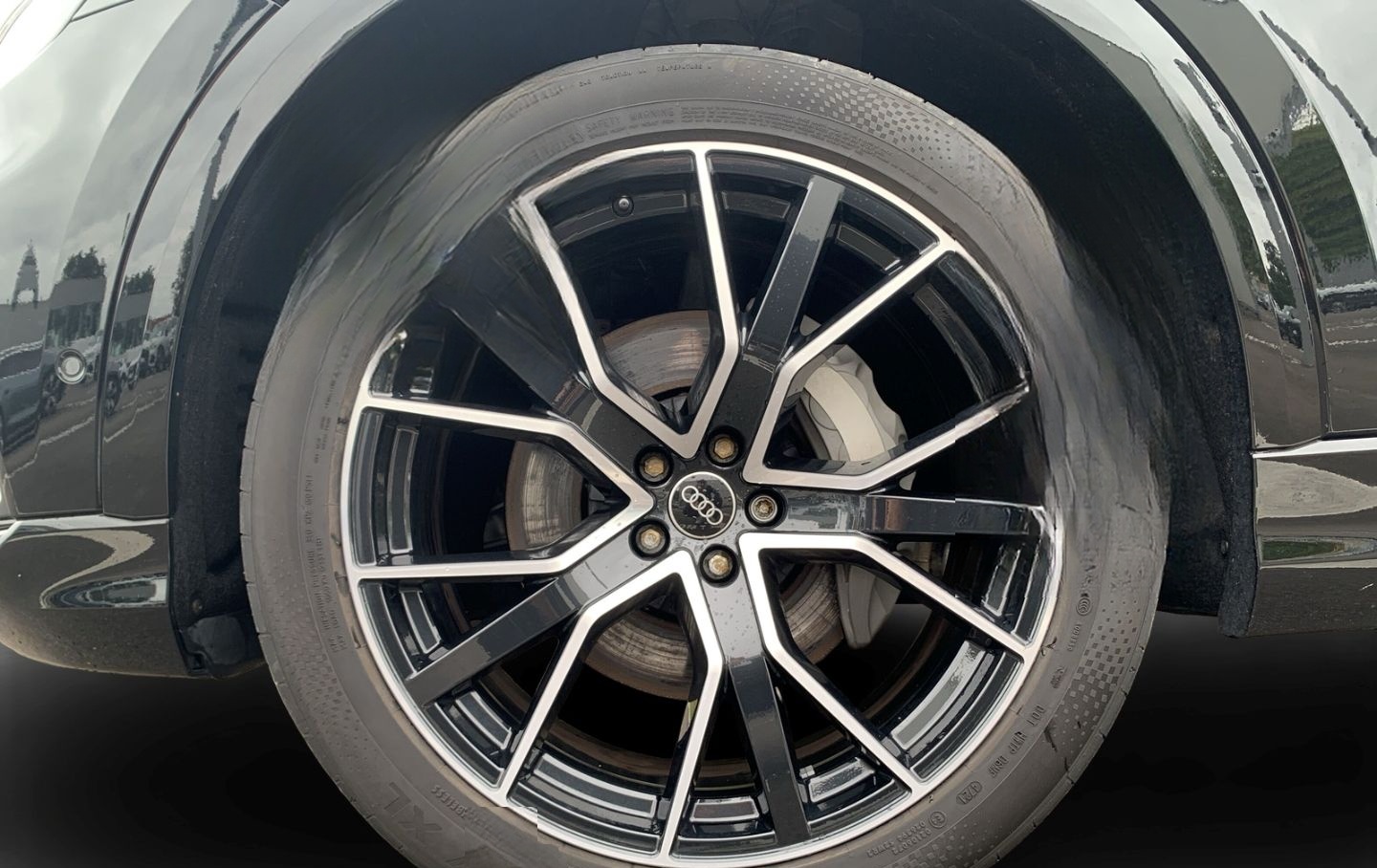 Audi Q8 S-line Sportpaket Luftfederung StandHZG AHK-e foto 6