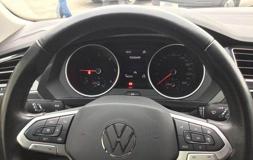 Volkswagen Tiguan Life 17"LM 3AC+ LED 4PDC SHzg MFA+ FSE foto 6