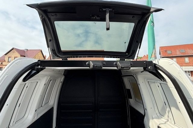 Volkswagen Caddy/PDC/Climatronic/Dachladeklappe!!! foto 13