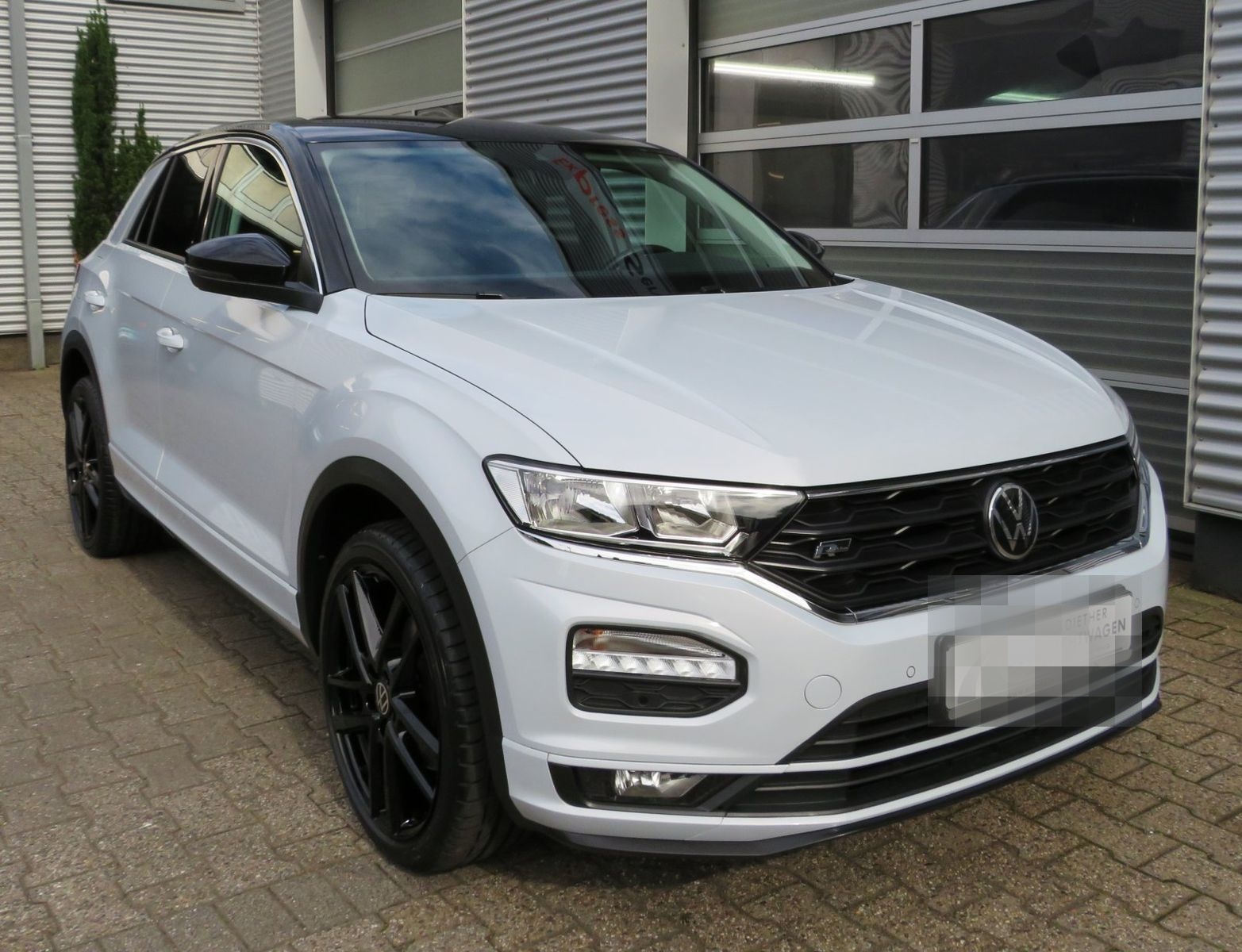 Volkswagen T-Roc 1.0 TSI Active /Sprachbedienung/DAB+/PDC v foto 2