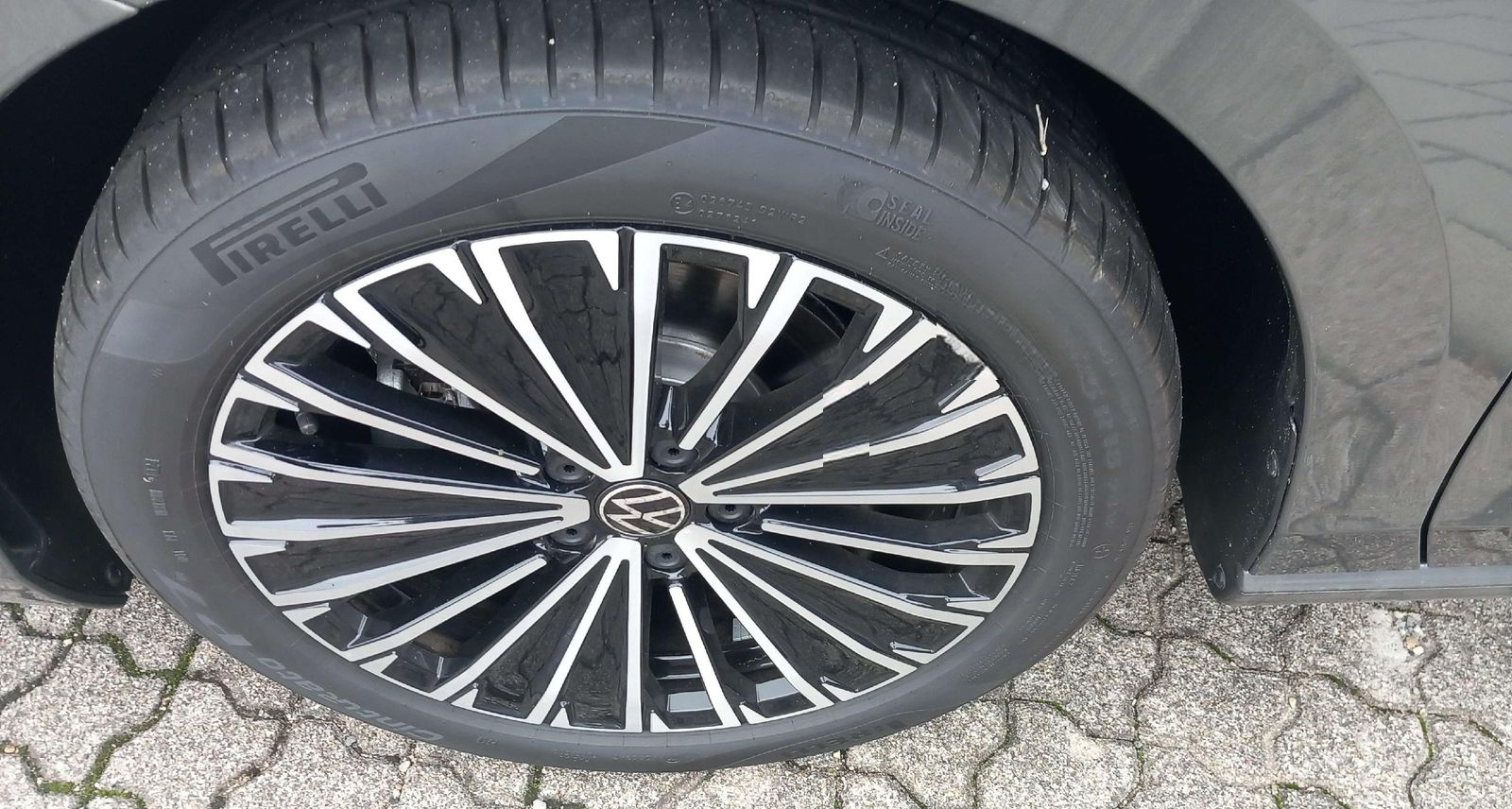 Volkswagen Passat Variant 1.5 eTSI Elegance 110 kW foto 4