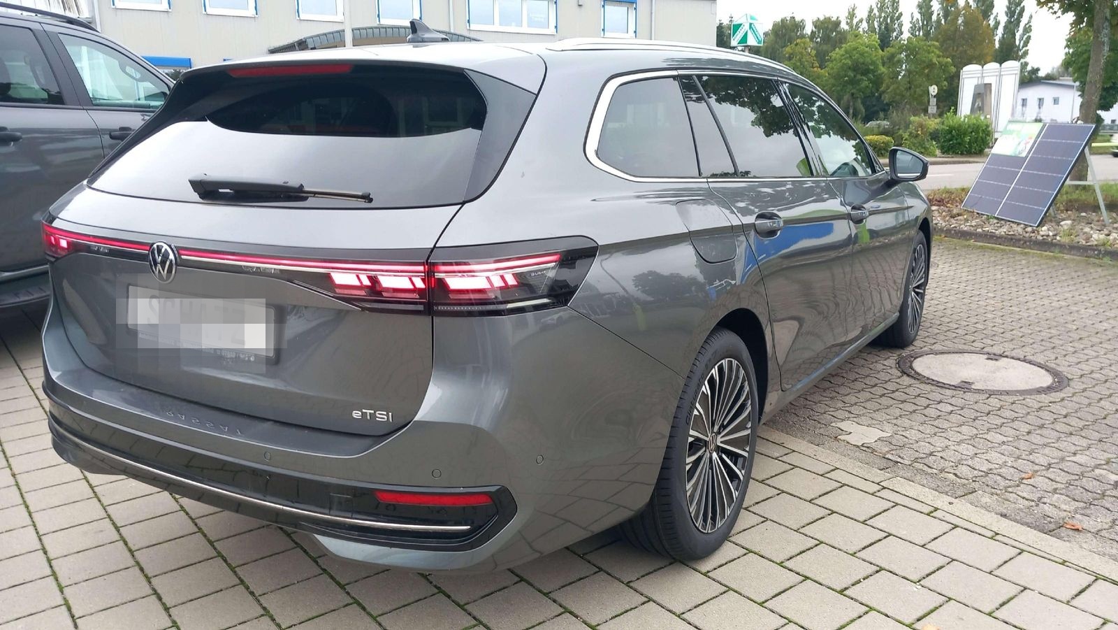 Volkswagen Passat Variant 1.5 eTSI Elegance 110 kW foto 8