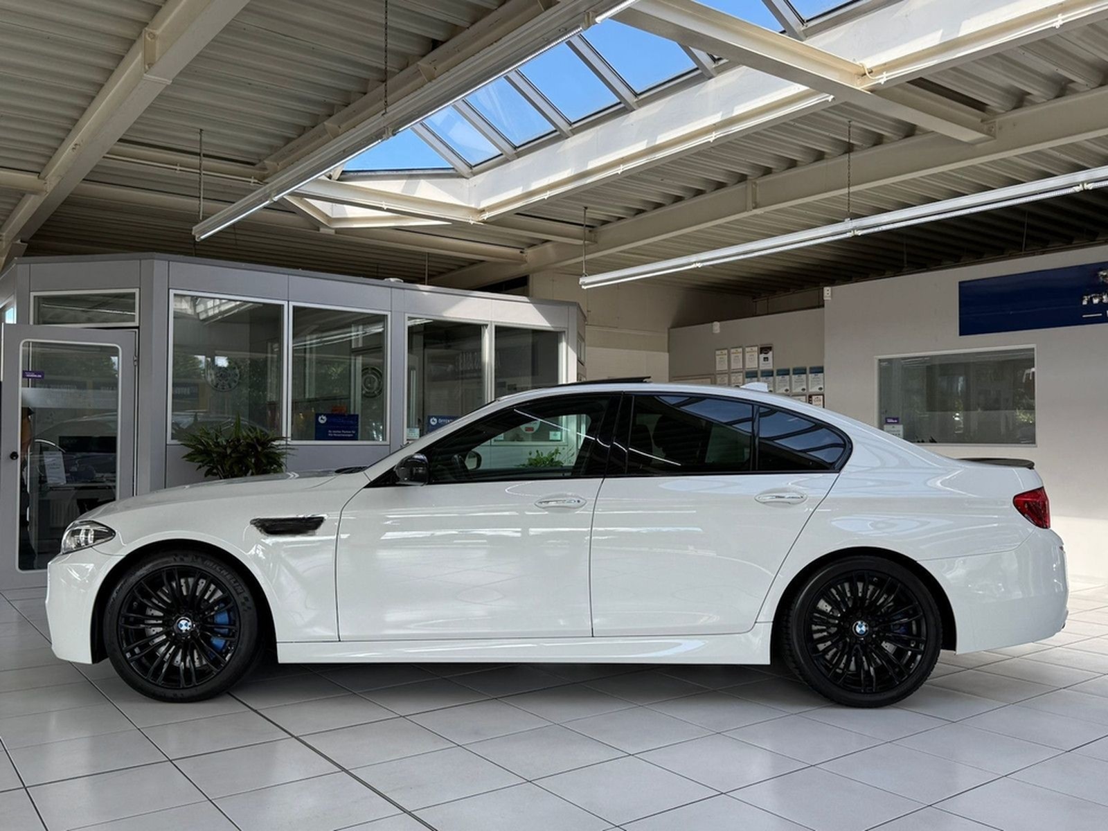 BMW M5 Shadow-Line Head-Up Schiebedach LED H&K foto 5