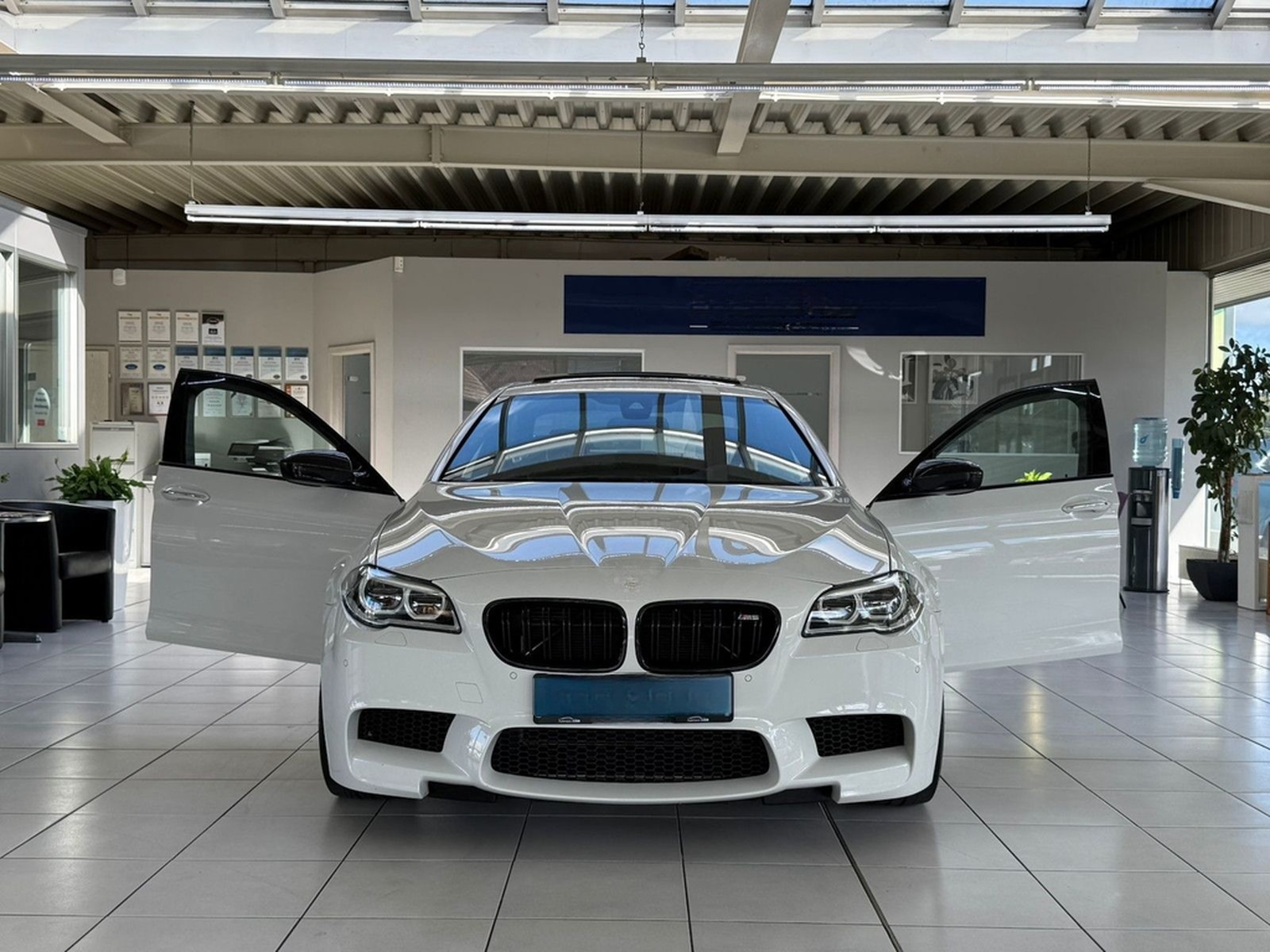 BMW M5 Shadow-Line Head-Up Schiebedach LED H&K foto 7
