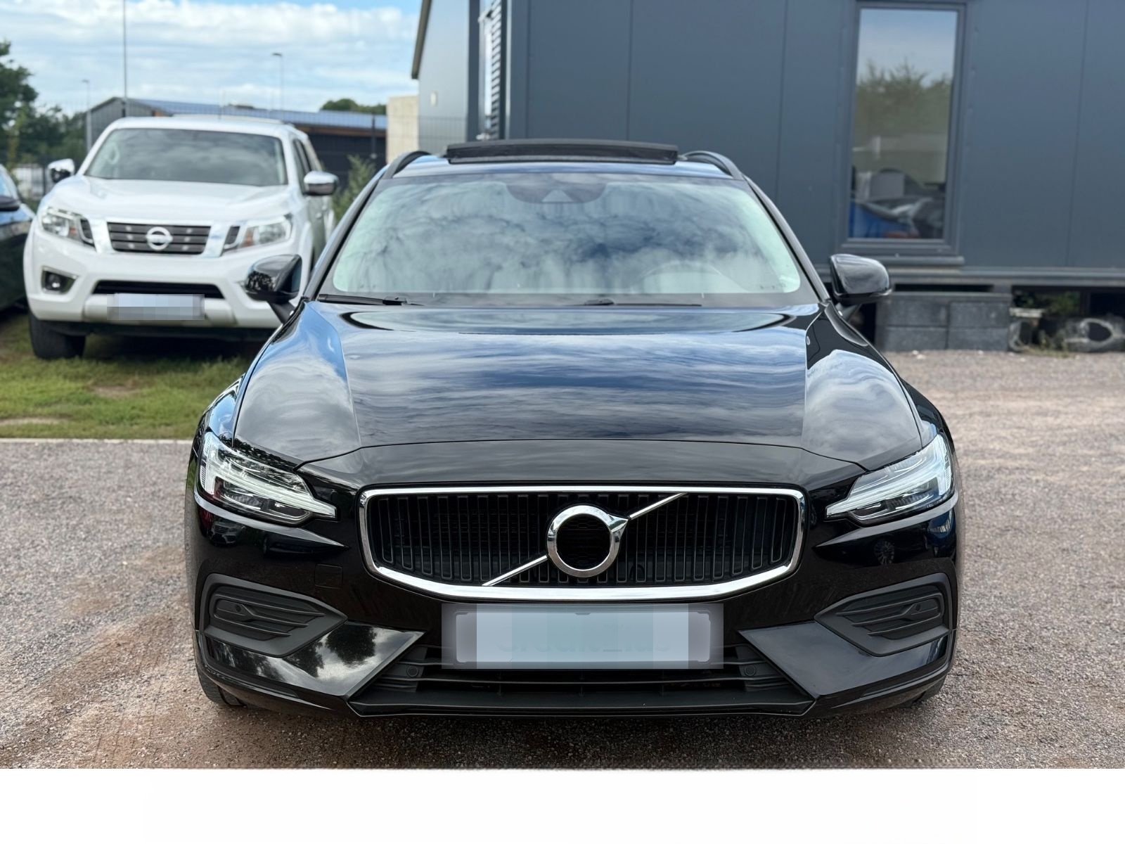 Volvo V60 Kombi Momentum Pro PANO AHK 4ZONEN ACC KAM foto 9