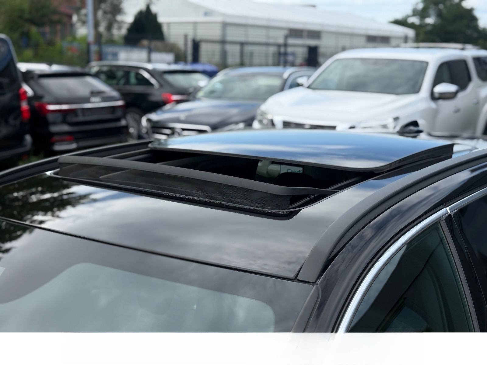 Volvo V60 Kombi Momentum Pro PANO AHK 4ZONEN ACC KAM foto 10