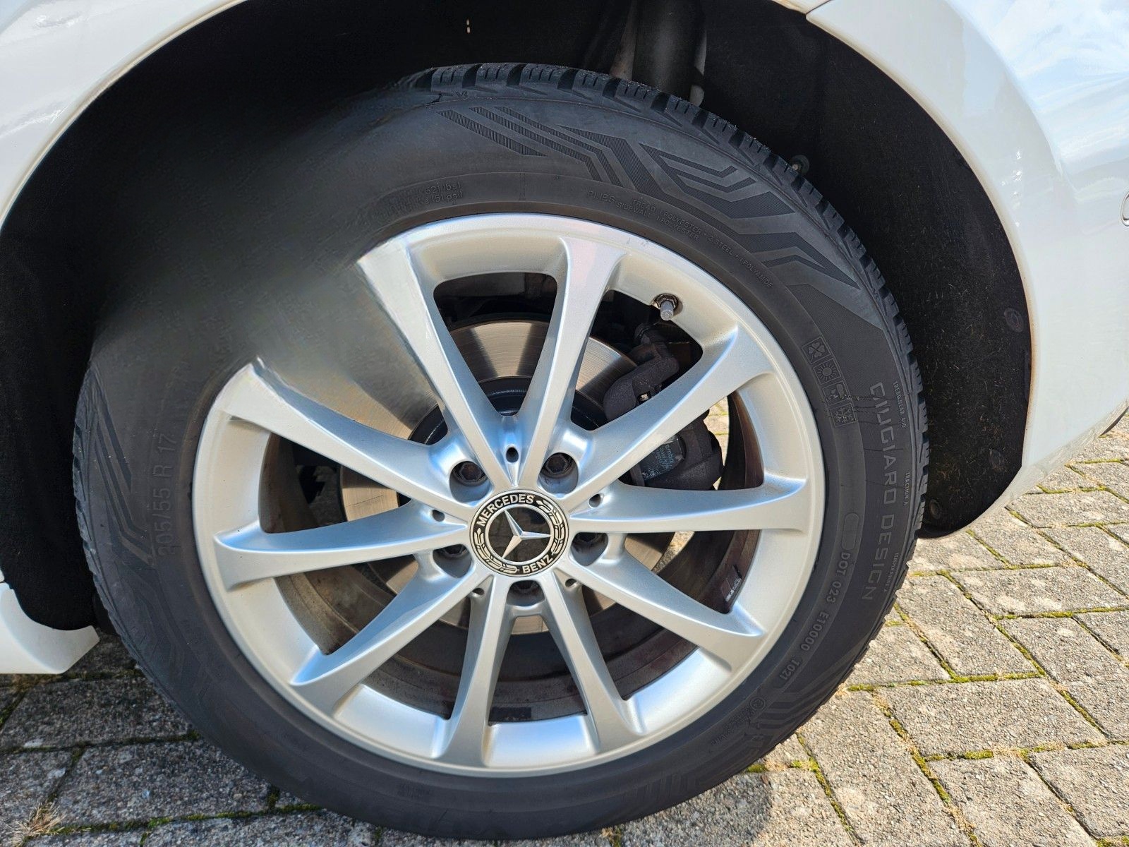 Mercedes-Benz A 220 KAM NAV AUTOMATIK SHZ LEDER foto 6