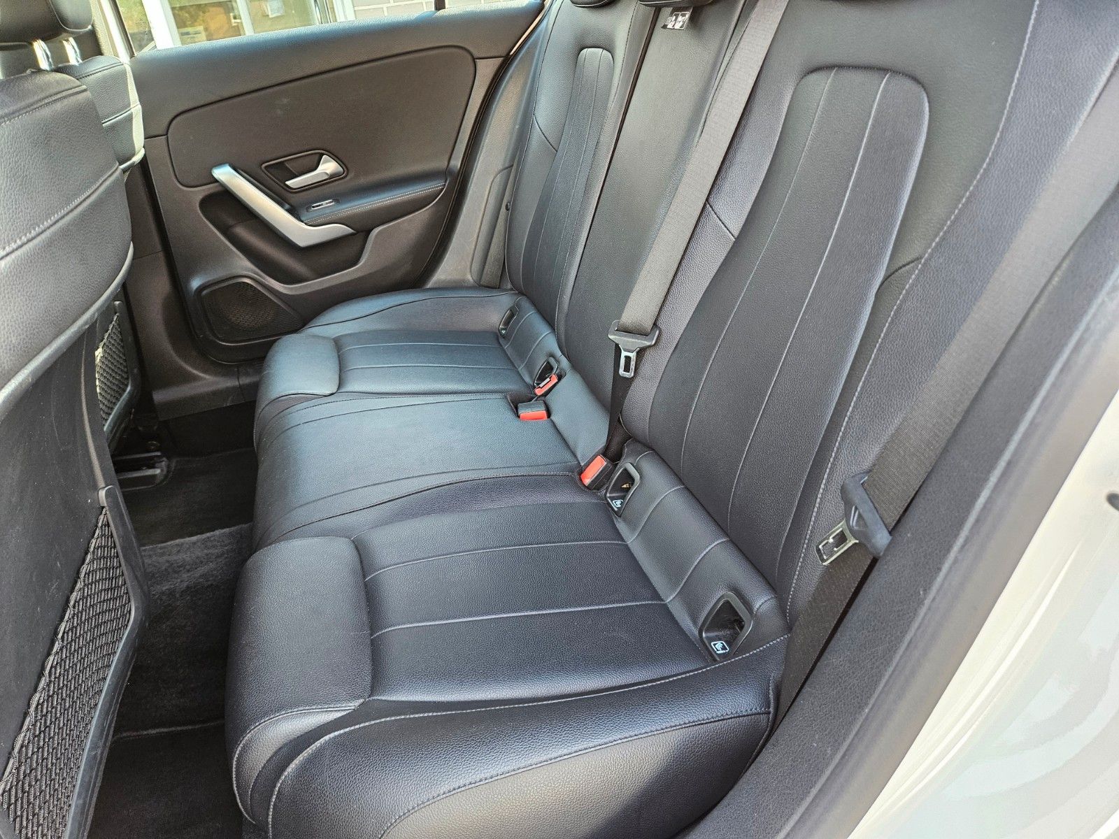 Mercedes-Benz A 220 KAM NAV AUTOMATIK SHZ LEDER foto 7