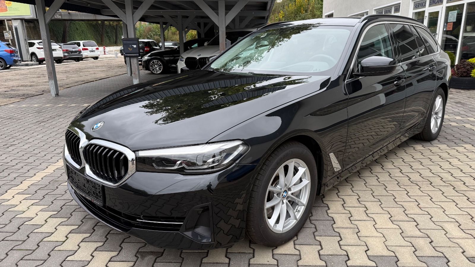 BMW 530D Touring LED Navi Autom Kam foto 3