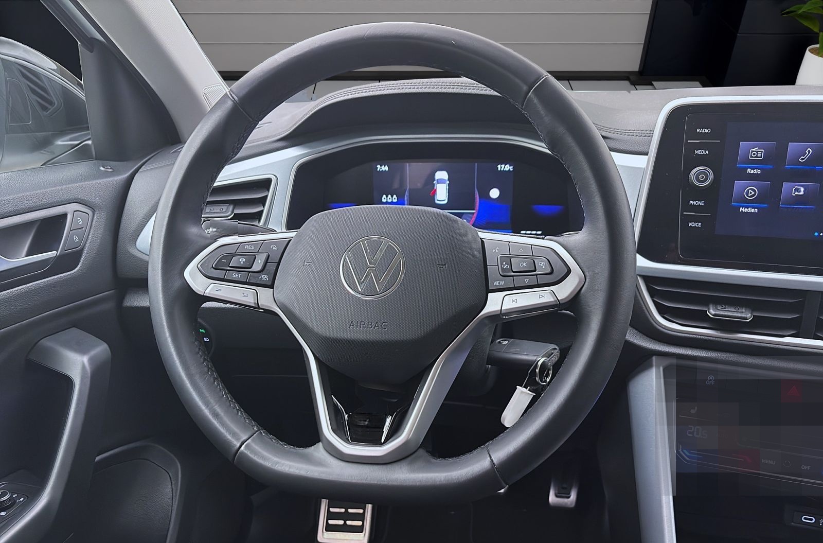 Volkswagen T-Roc 1.0 TSI GOAL NAVI KLIMA PDC SHZG foto 11