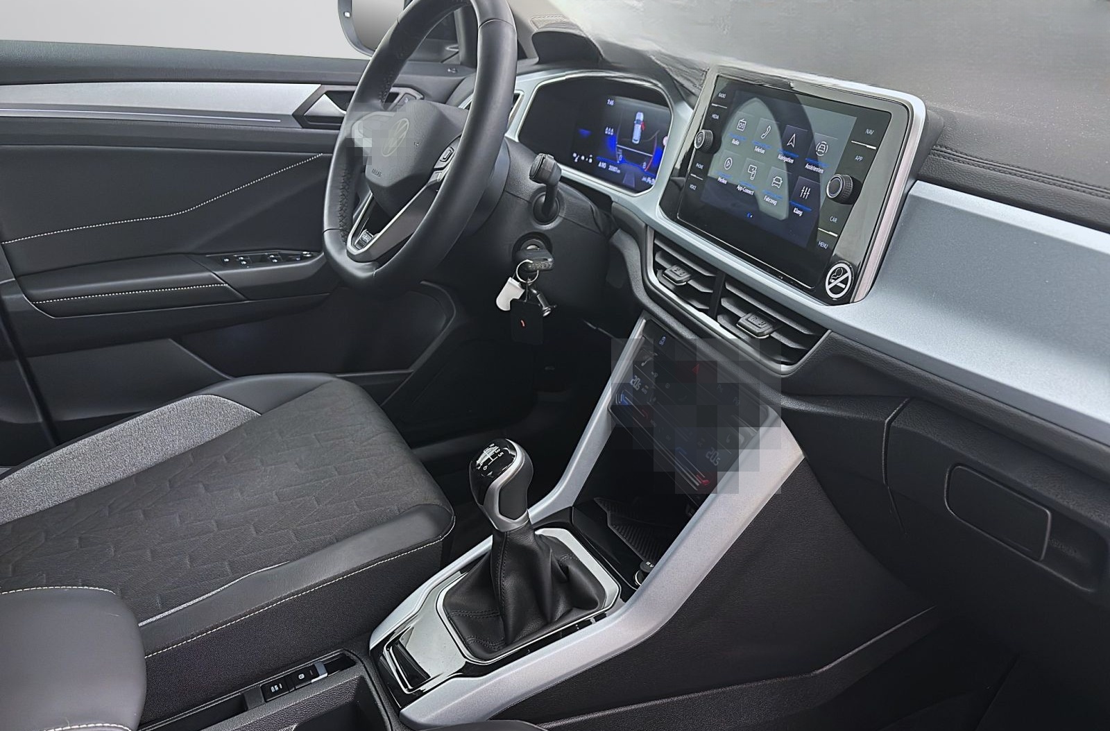 Volkswagen T-Roc 1.0 TSI GOAL NAVI KLIMA PDC SHZG foto 16