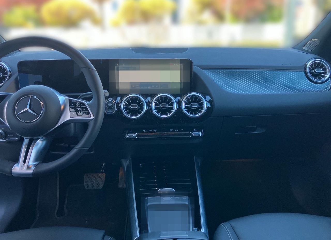Mercedes-Benz GLA 180 Progressive NIGHT+HANDS-FREE+PANO+360° foto 12