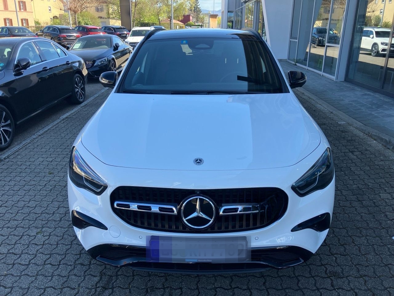 Mercedes-Benz GLA 180 Progressive NIGHT+HANDS-FREE+PANO+360° foto 3