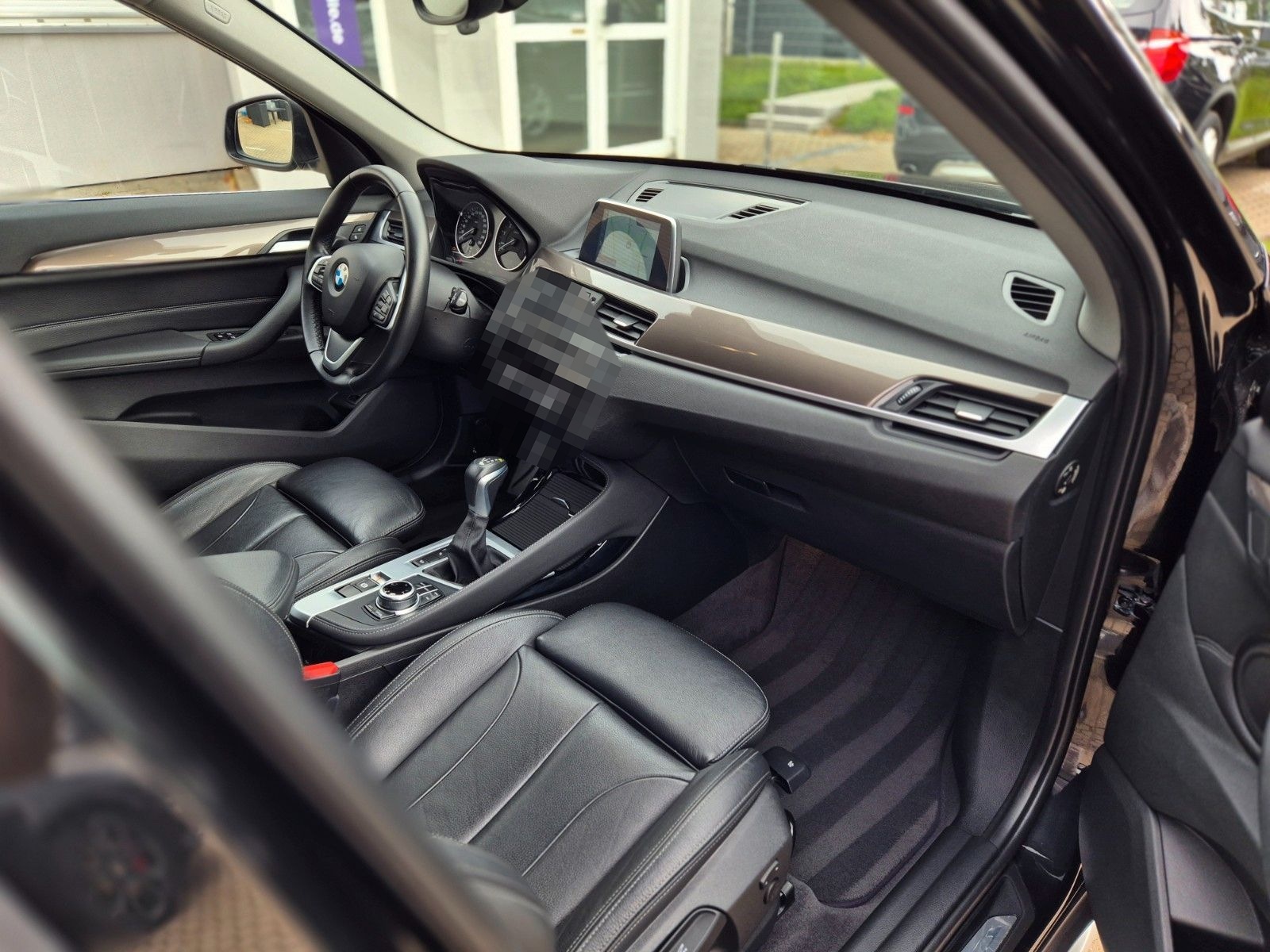 BMW X1 xDrive 20i xLine Automatik Panorama Leder foto 28