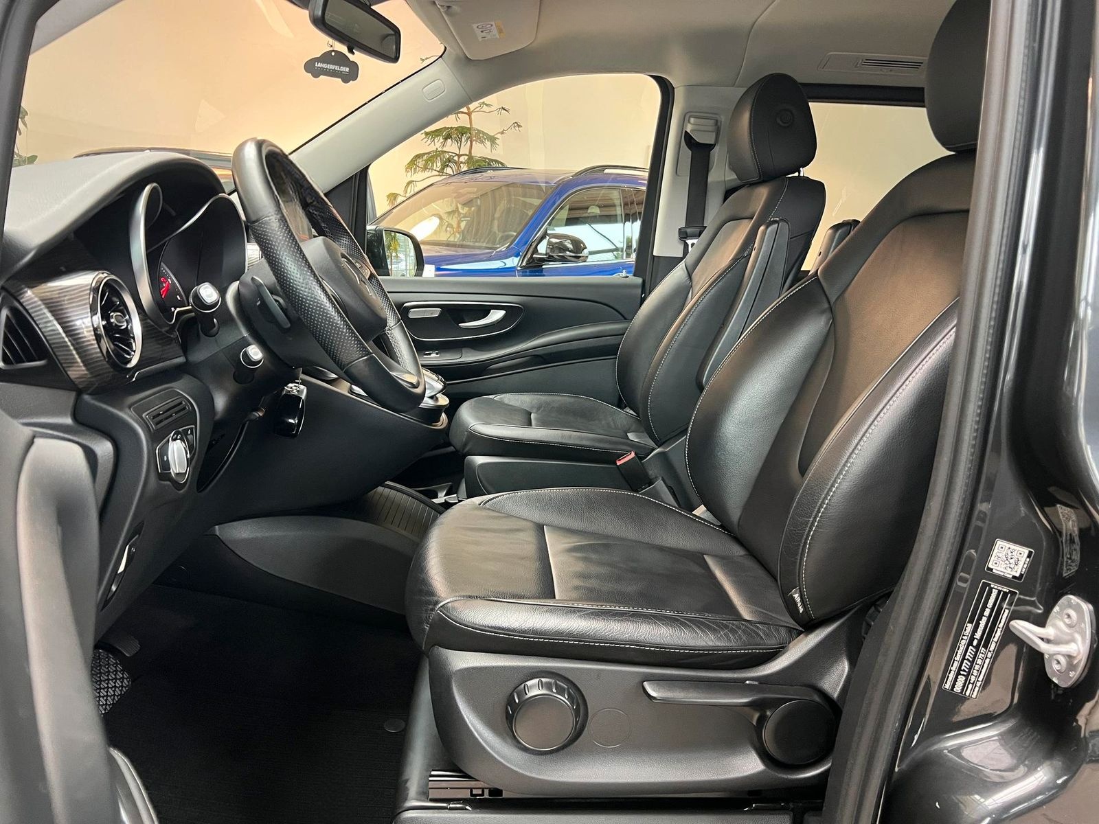 Mercedes-Benz V 250 d Avantgarde lang AHK|Standhz|RFK|7-Sitzer foto 17