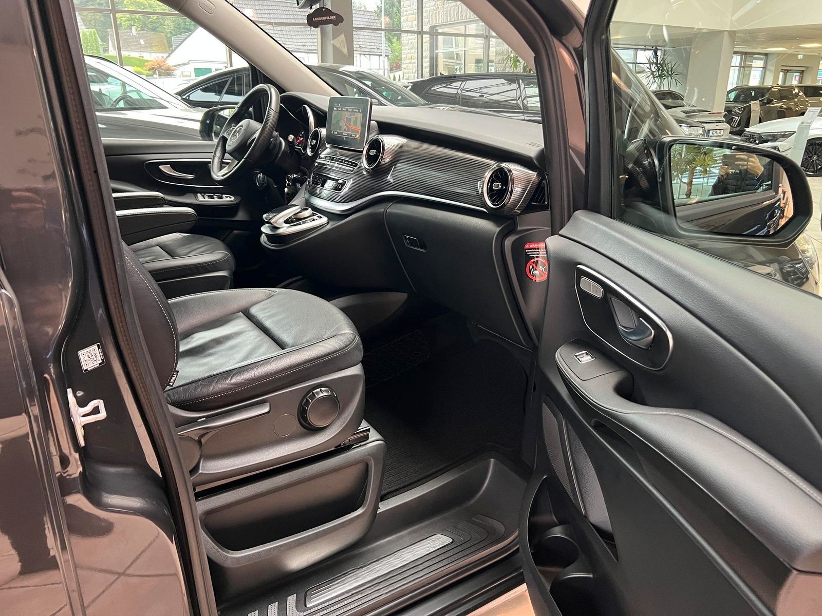 Mercedes-Benz V 250 d Avantgarde lang AHK|Standhz|RFK|7-Sitzer foto 21